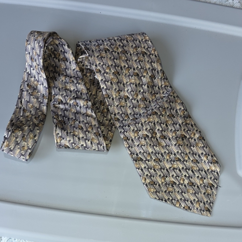 (J28) Barrington Elegant Patterned Tie